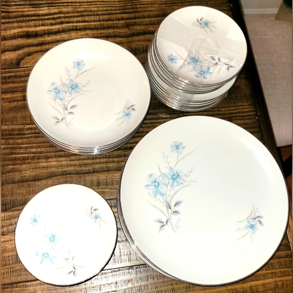 Super Diamond China | White With Blue Floral Design & Silver Rim | 39 Pieces - Picture 3 of 12